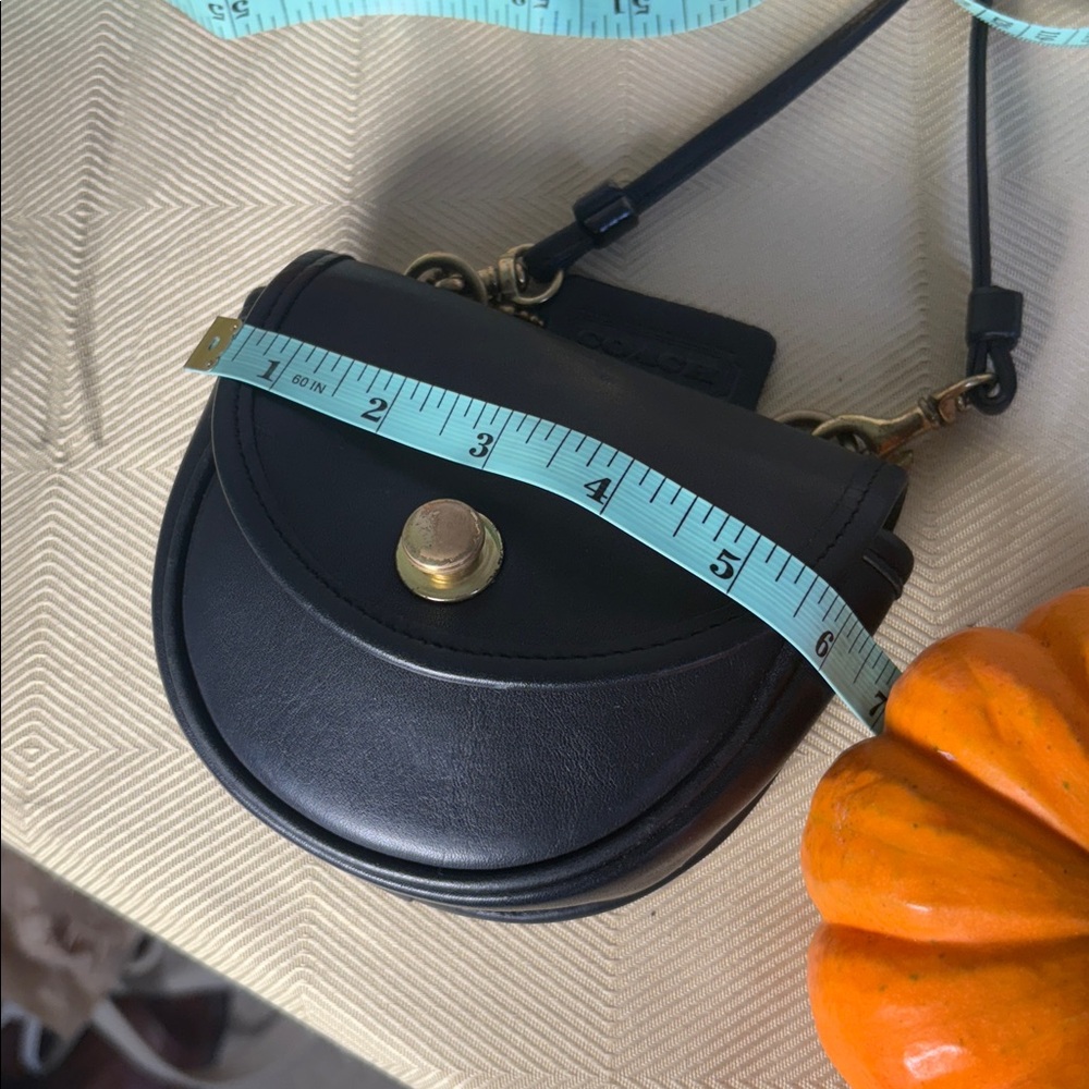 Coach Vintage Y2K Mini Belt Bag/ Crossbody with Removable Strap #0099-329 - Picture 8 of 16